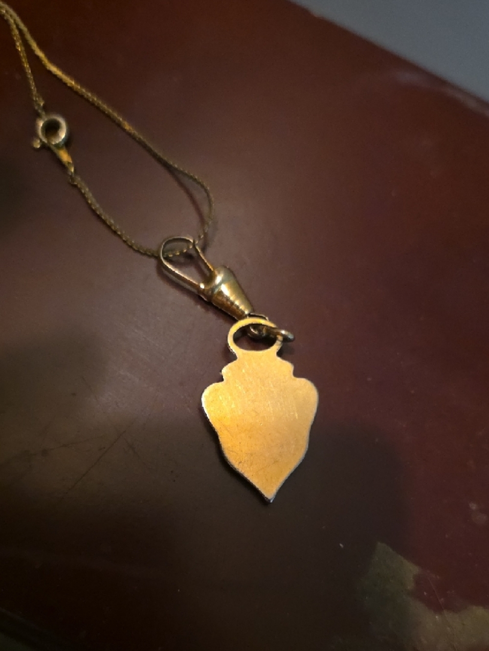 Gucci Gold Shield Pendant Necklace - Picture 4 of 4